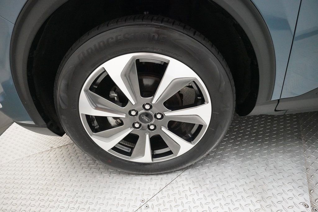 Used 2023 Ford Escape Platinum image 27