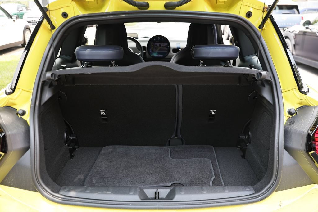Used 2025 MINI Cooper S FWD image 28