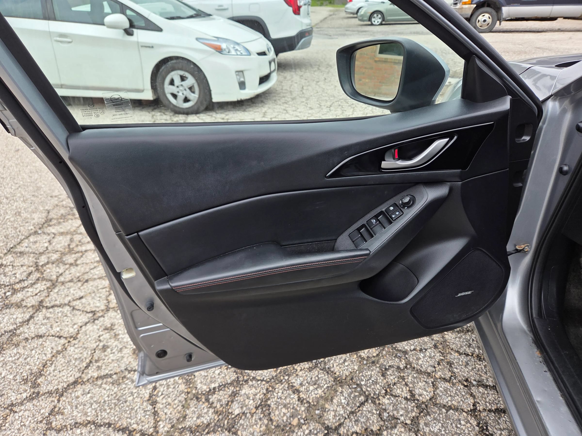 Used 2014 MAZDA MAZDA3 i Grand Touring FWD image 12
