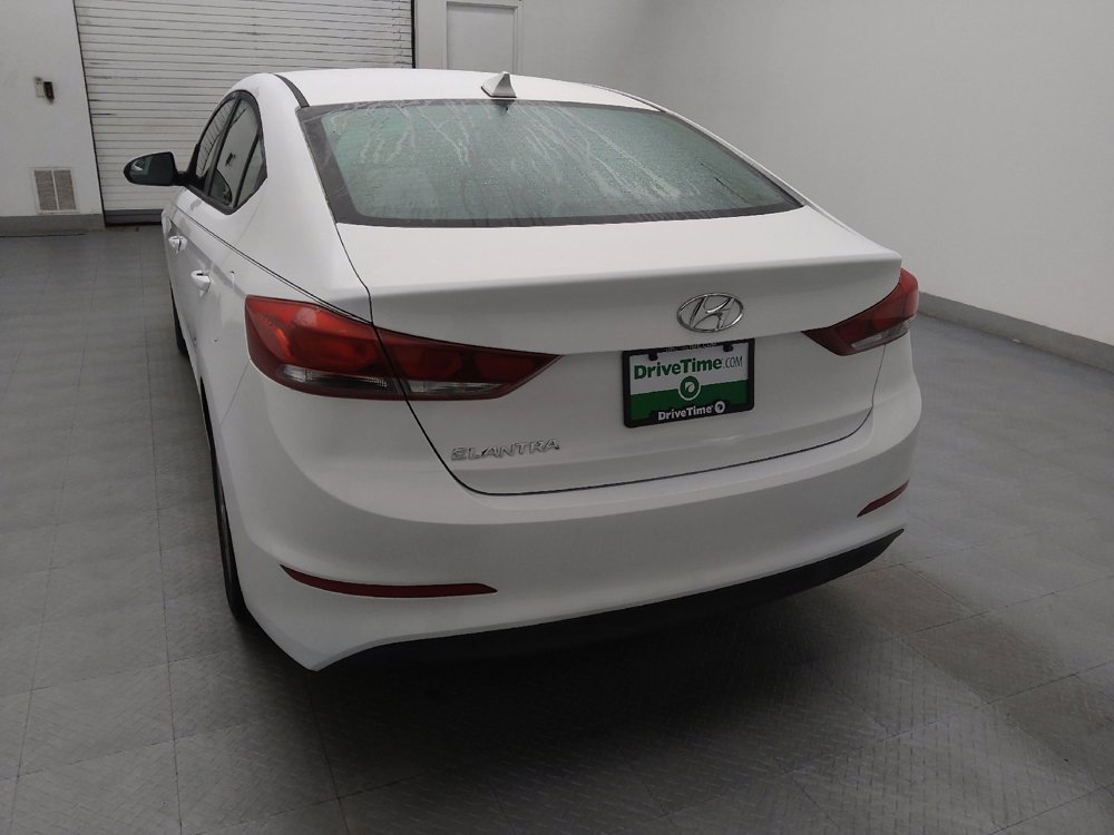 Used 2017 Hyundai Elantra SE image 6