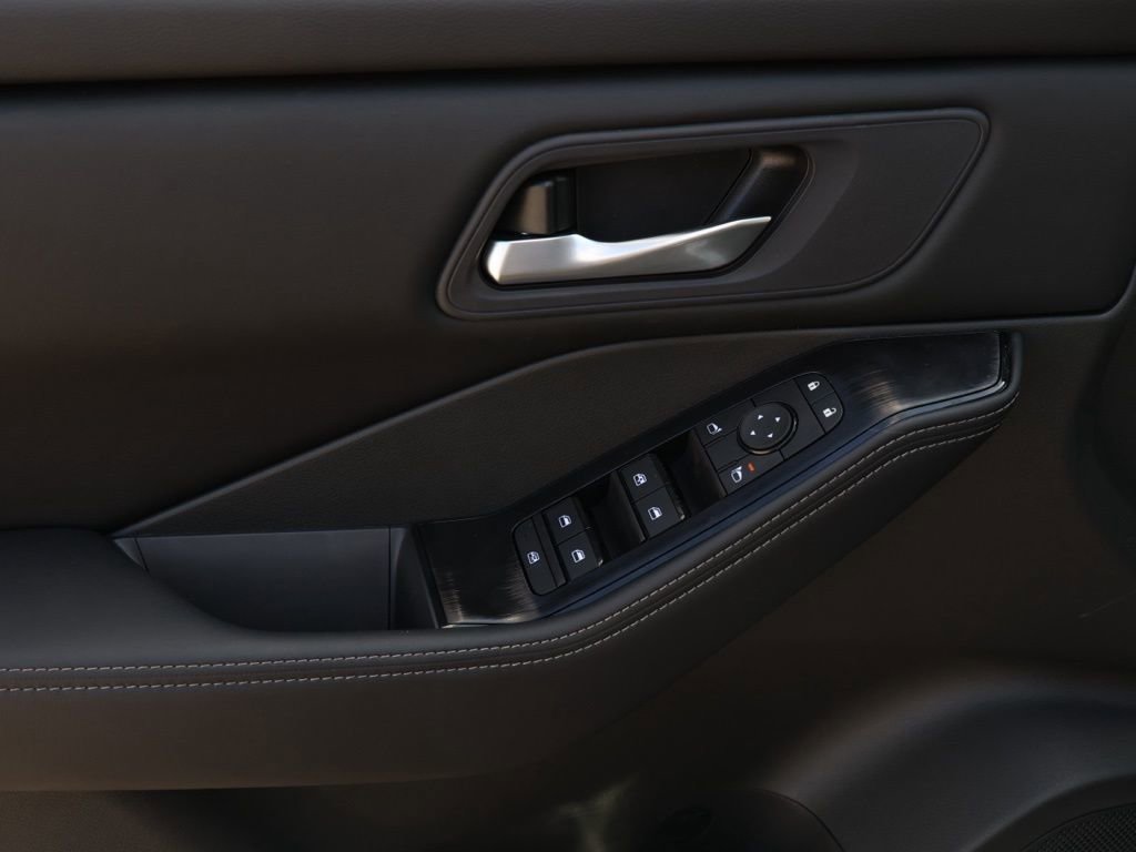 New 2026 Nissan Rogue SV image 24