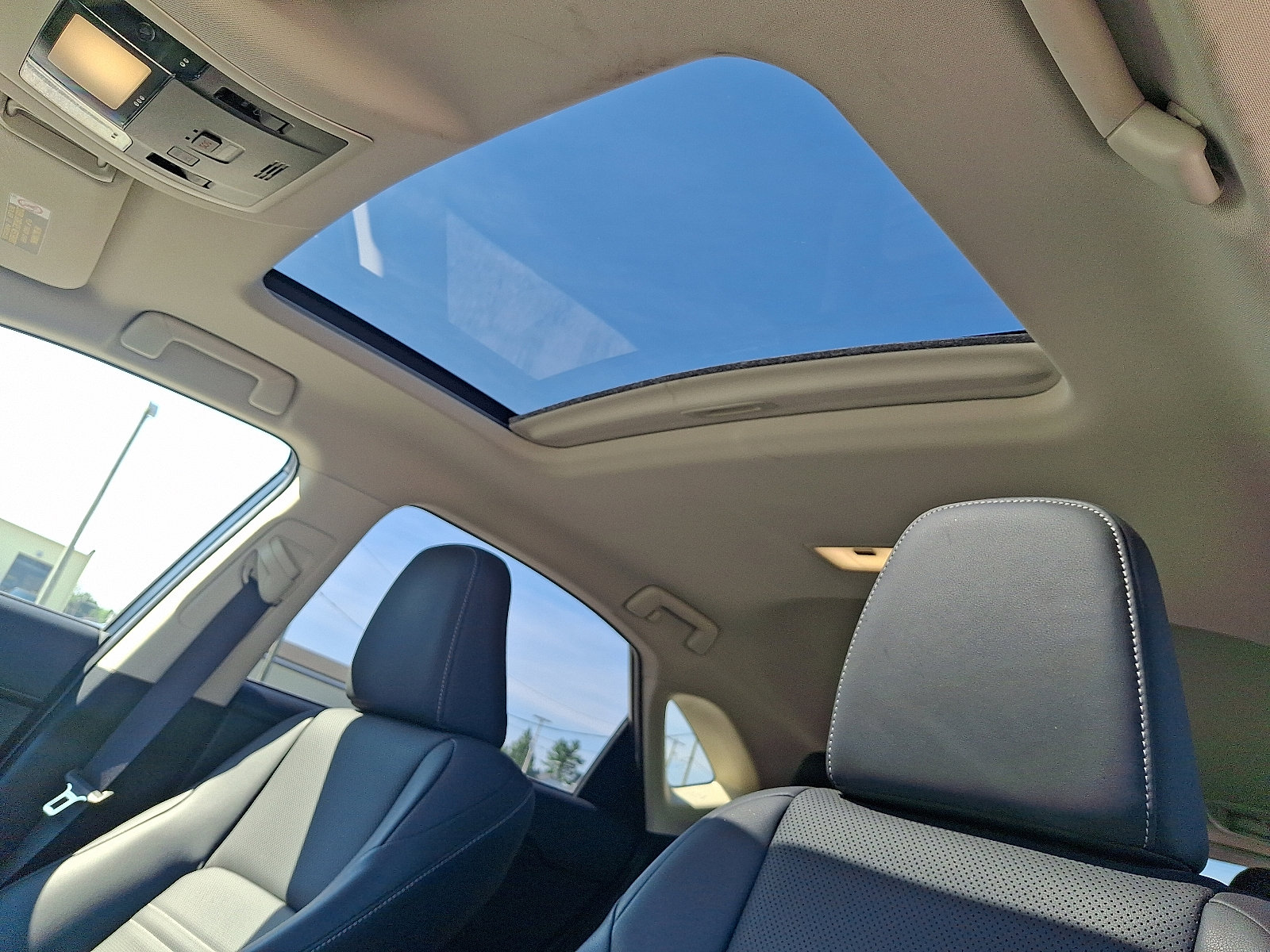 Used 2016 Lexus NX 200t w/ Premium Package image 21