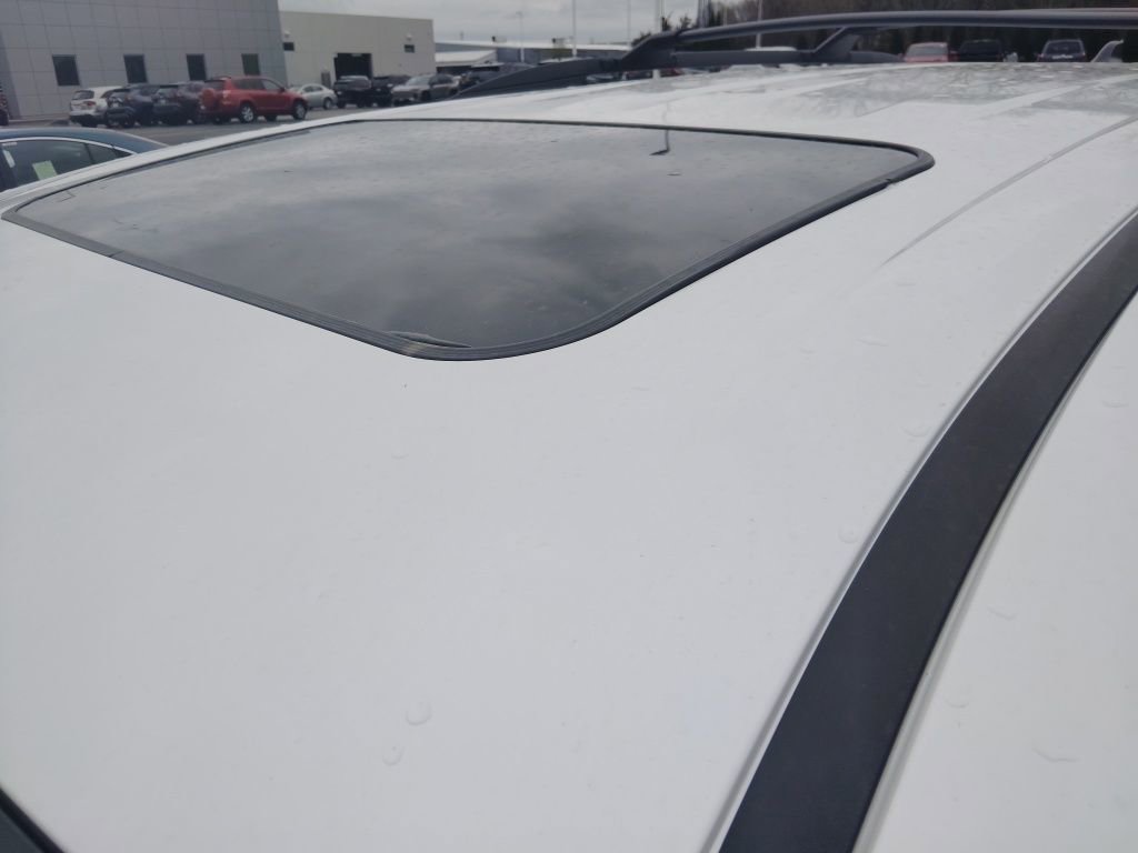 New 2026 Toyota Sienna XLE AWD/4WD image 5