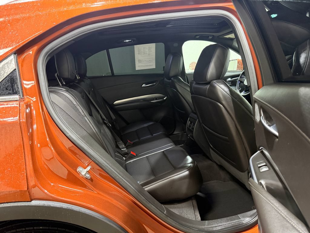 Used 2019 Cadillac XT4 Premium Luxury FWD image 34