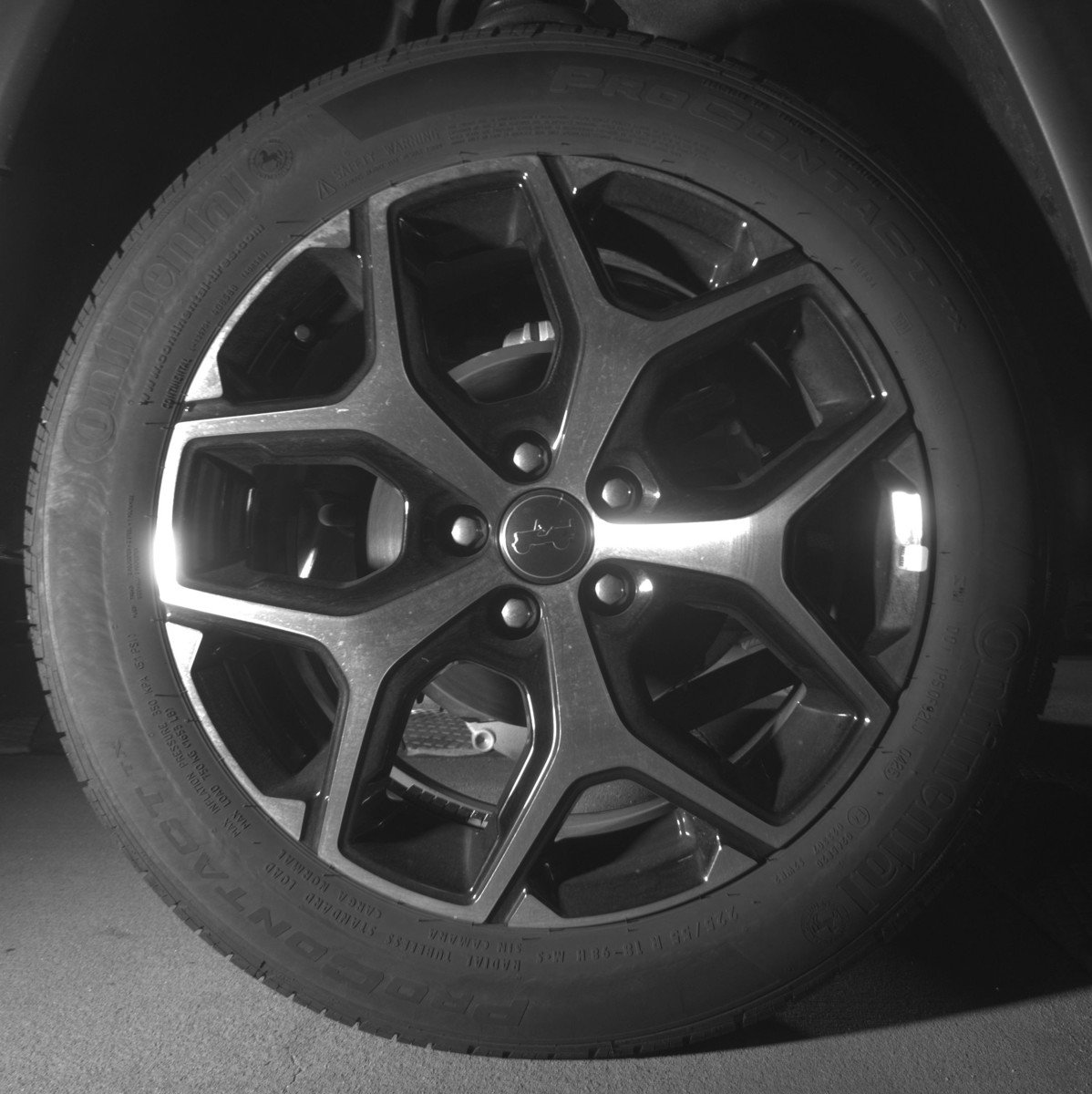 Used 2025 Jeep Compass Limited image 15