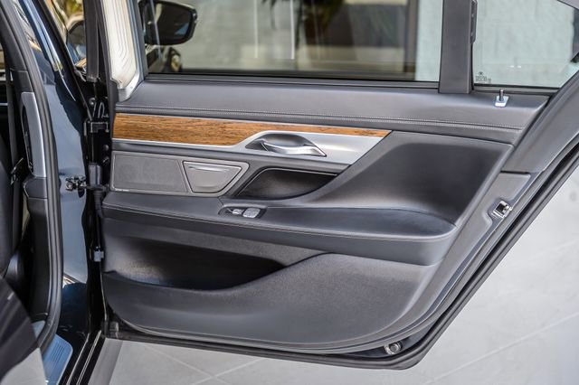 Used 2017 BMW 740i xDrive AWD/4WD image 61