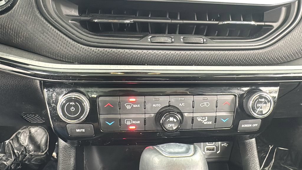 Used 2022 Jeep Compass Trailhawk w/ Trailhawk Elite Group image 28