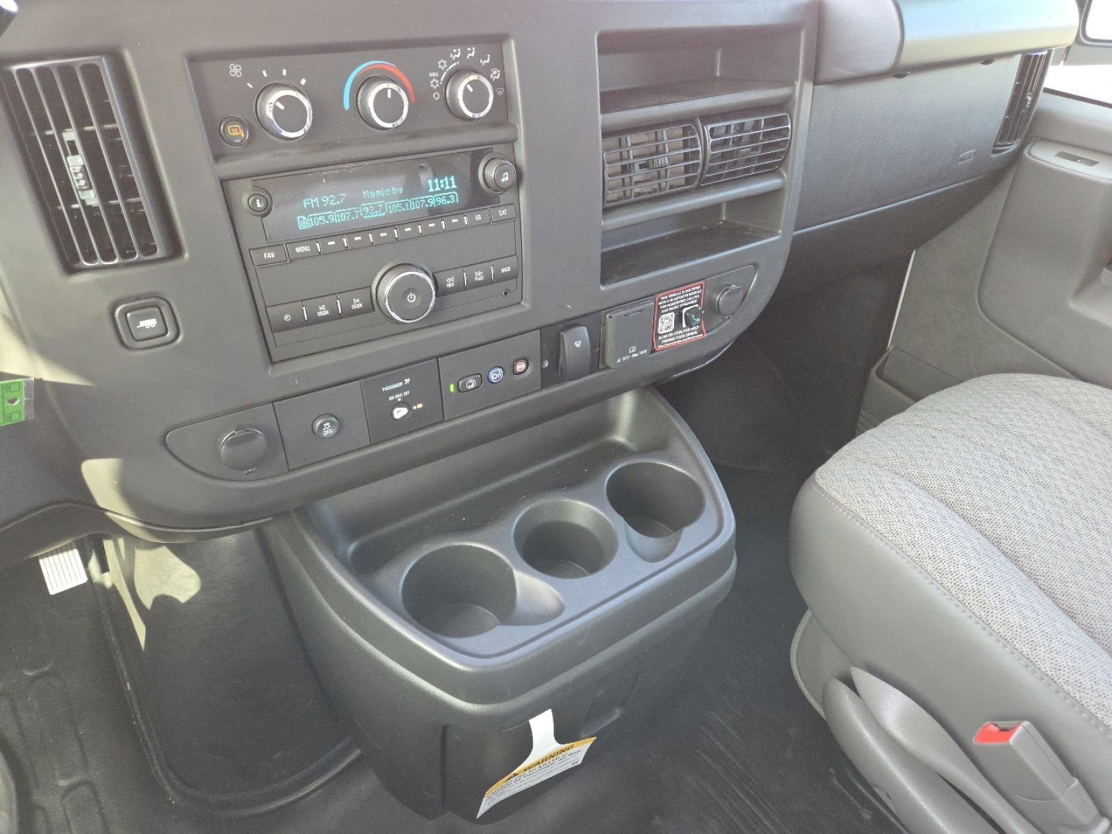 New 2025 GMC Savana 3500 w/ Power Convenience Package image 28