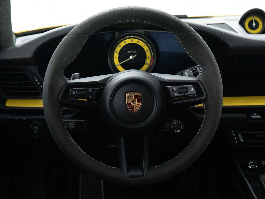 Used 2022 Porsche 911 GT3 image 24