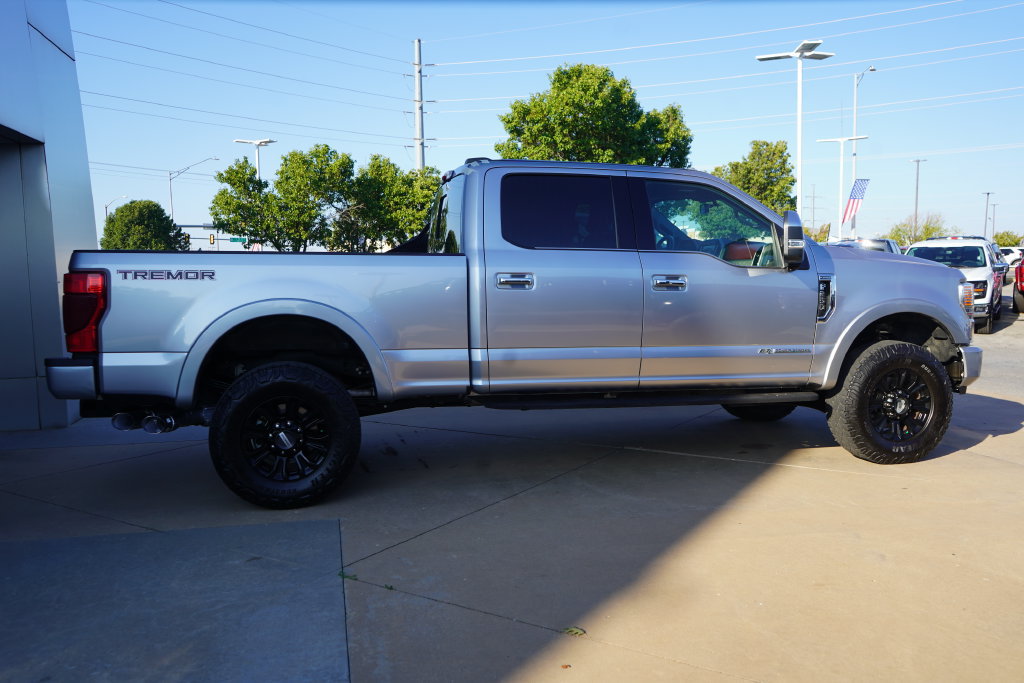 Used 2022 Ford F250 Platinum w/ Tremor Off-Road Package AWD/4WD image 12