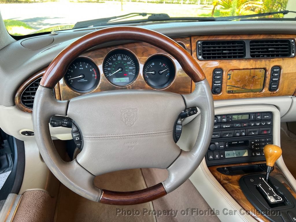 Used 2001 Jaguar XKR Convertible RWD image 51