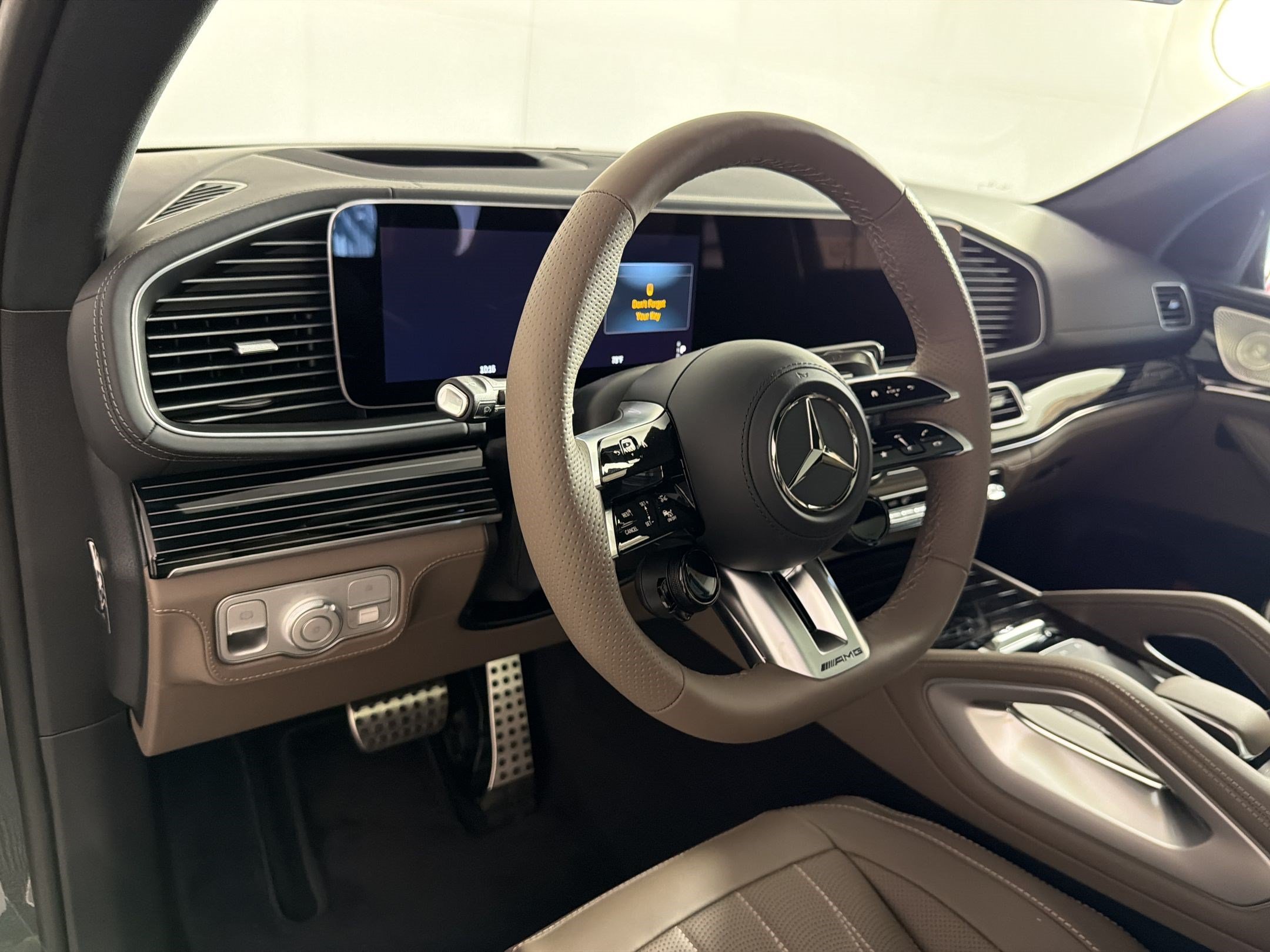 New 2026 Mercedes-Benz GLE 63 AMG S image 4
