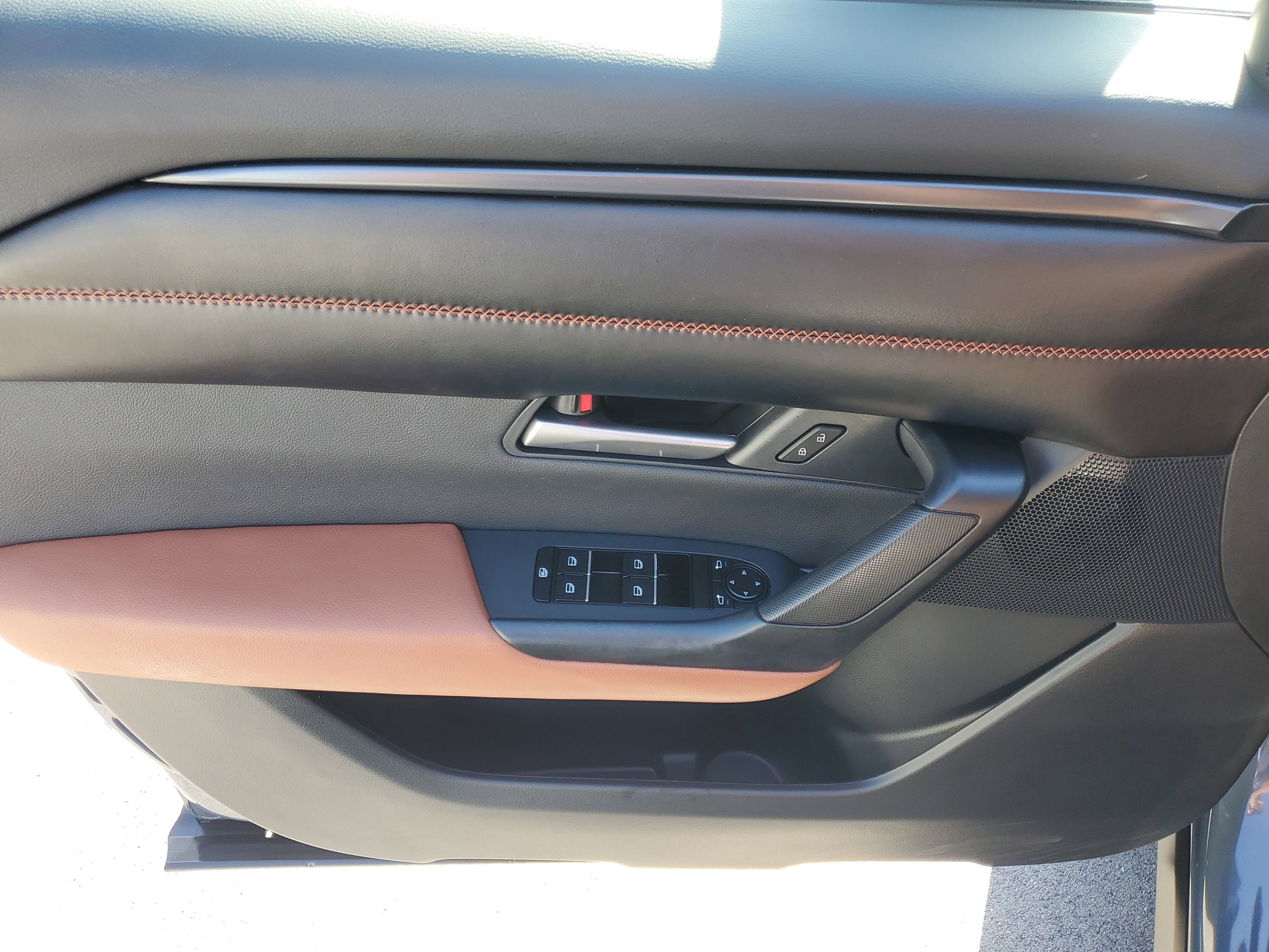 Used 2023 MAZDA CX-50 Meridian Edition w/ Apex Package image 19