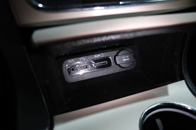 Used 2015 Jeep Grand Cherokee Limited AWD/4WD image 30