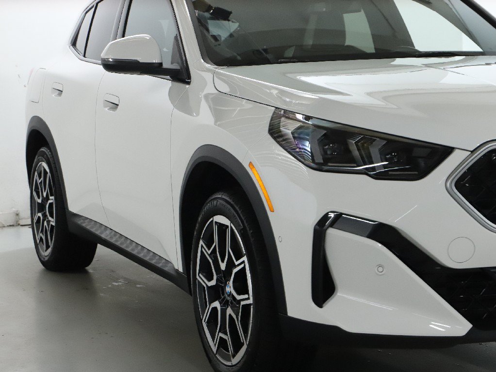Used 2026 BMW X2 xDrive28i w/ Convenience Package AWD/4WD image 10