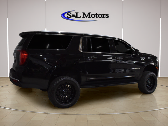 Used 2024 GMC Yukon XL SLT AWD/4WD image 8