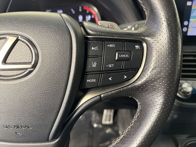 Certified 2022 Lexus LS 500 F Sport w/ Accessory Package (Z2) AWD/4WD image 15