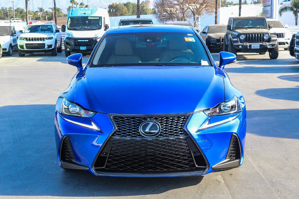 Used 2020 Lexus IS 350 F Sport w/ F Sport Package RWD image 3
