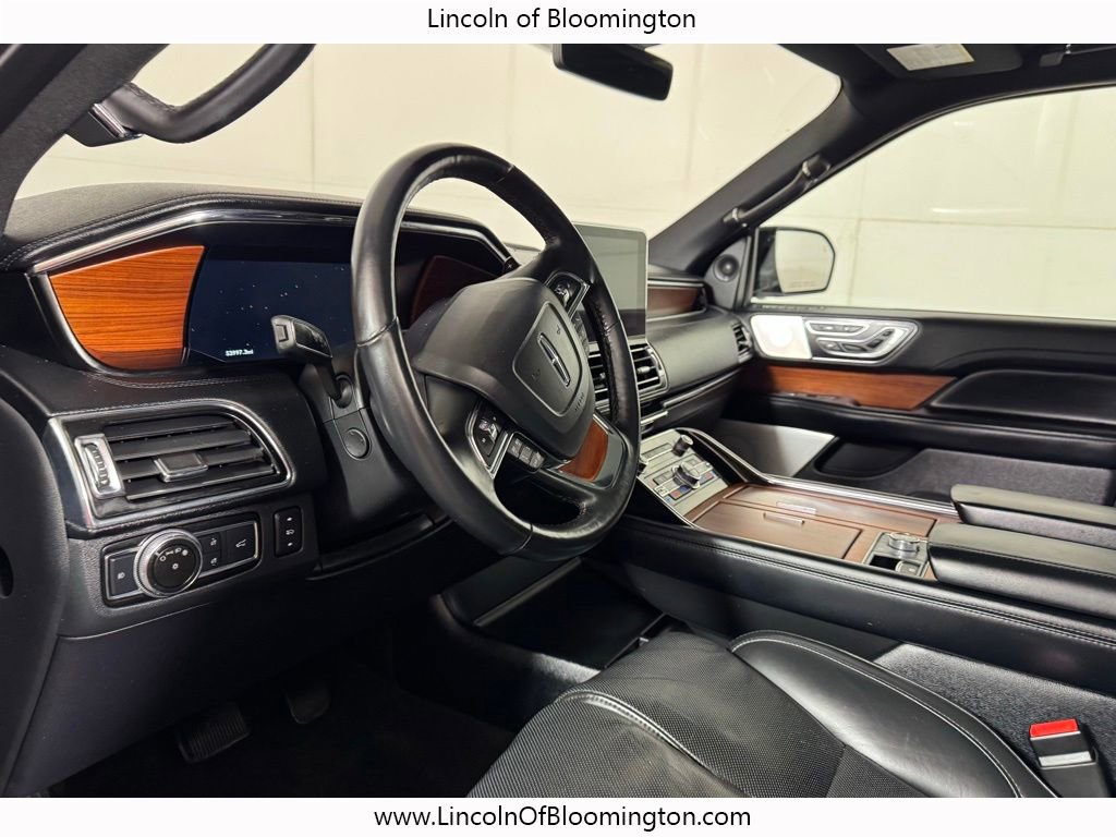 Used 2019 Lincoln Navigator Reserve AWD/4WD image 33