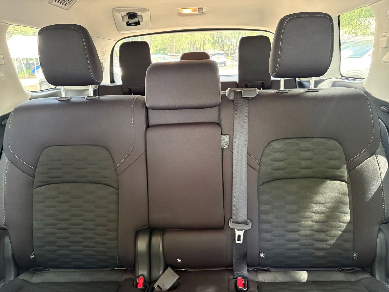 Used 2025 Nissan Pathfinder SV FWD image 41