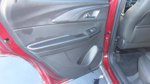 Used 2024 Chevrolet TrailBlazer RS w/ Convenience Package image 10