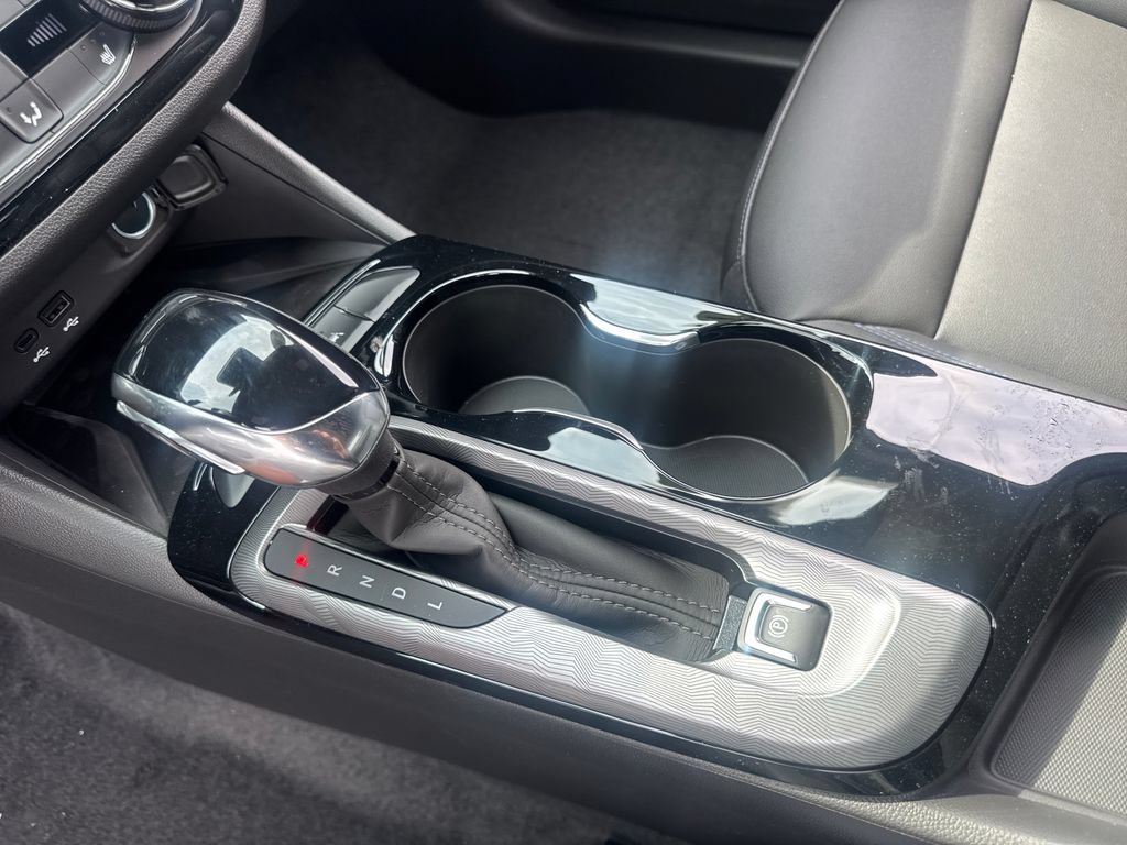 New 2026 Buick Envista Sport Touring w/ Convenience I Package FWD image 17