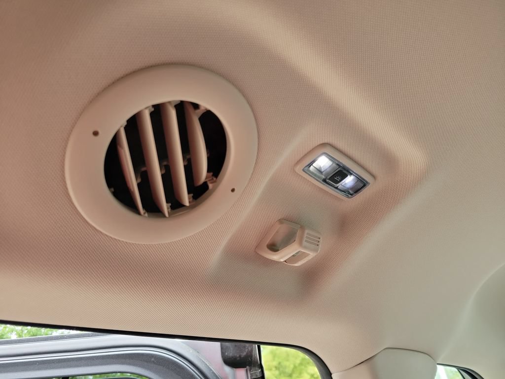 Used 2020 Ford Explorer Limited RWD image 34