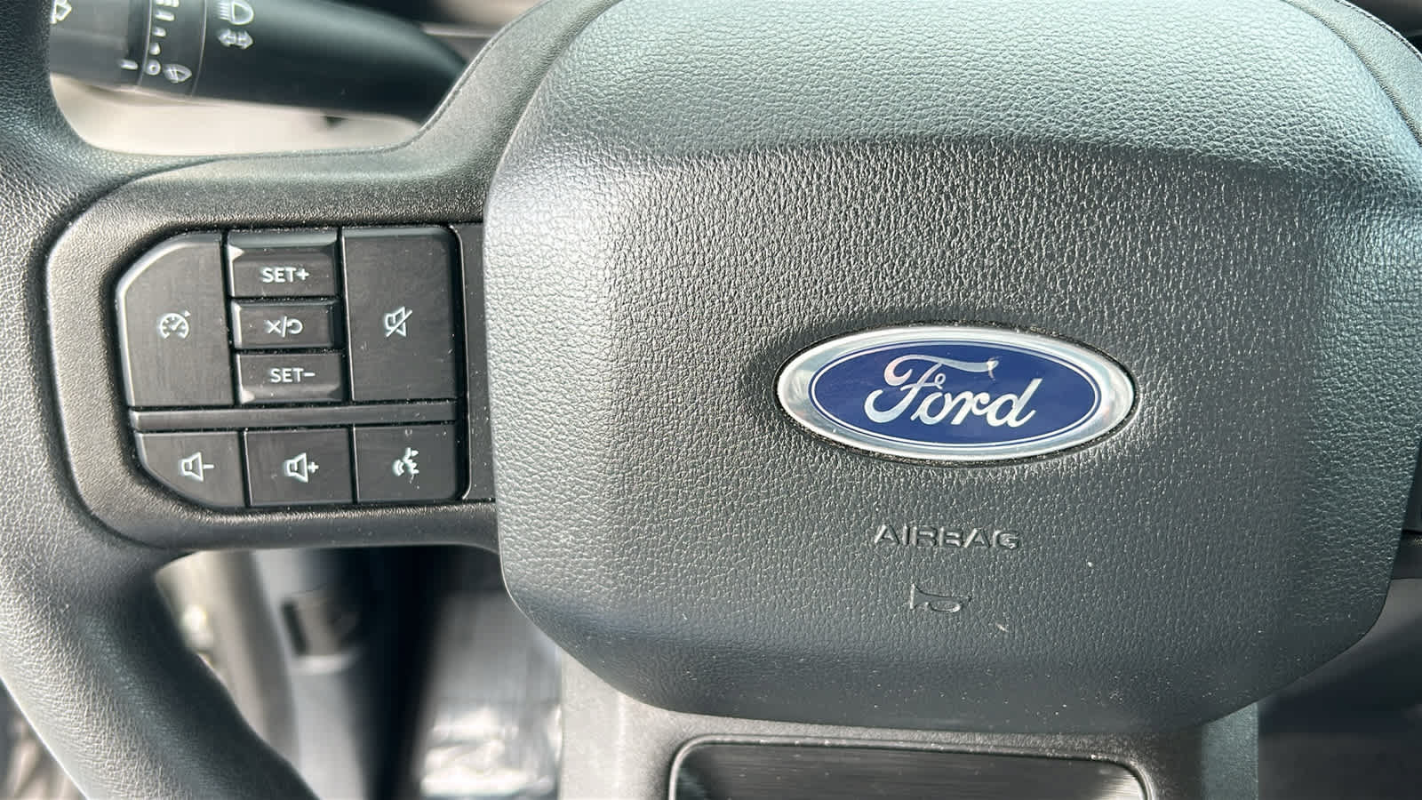 Used 2024 Ford F250 XLT w/ FX4 Off-Road Package AWD/4WD image 19