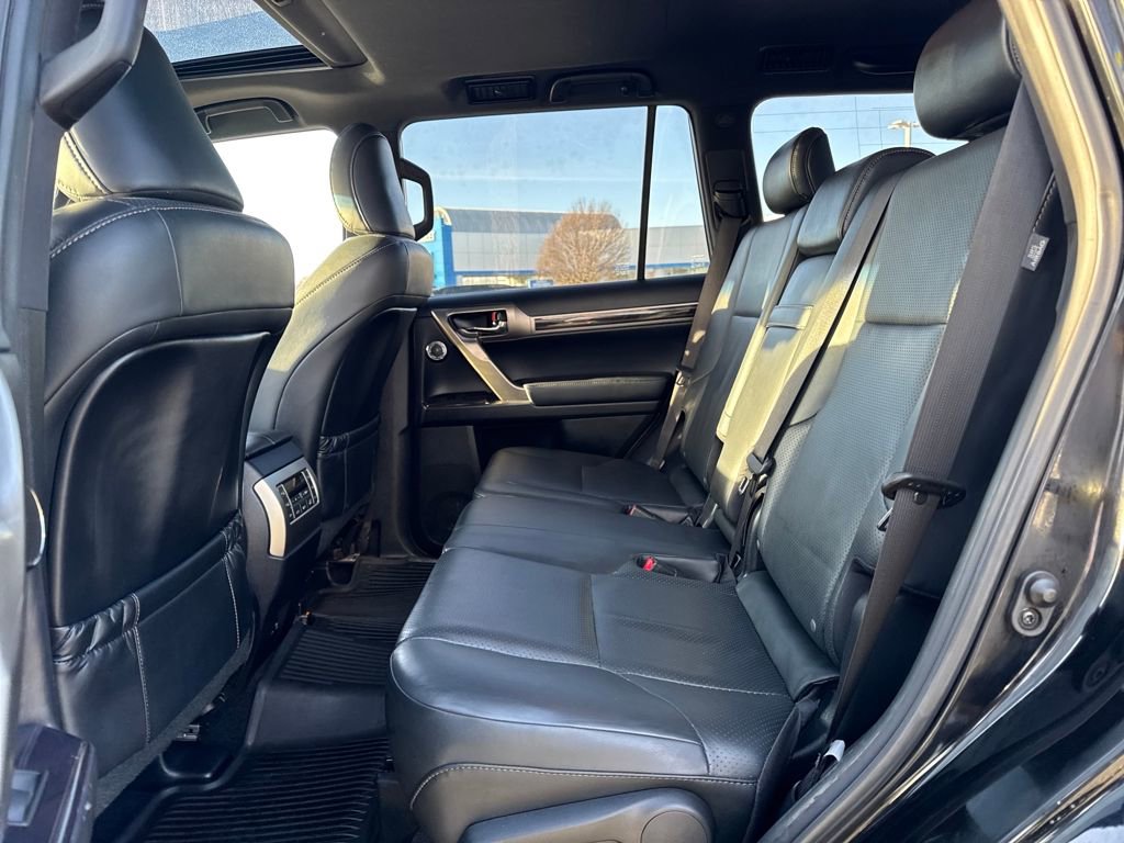 Used 2020 Lexus GX 460 Luxury image 14