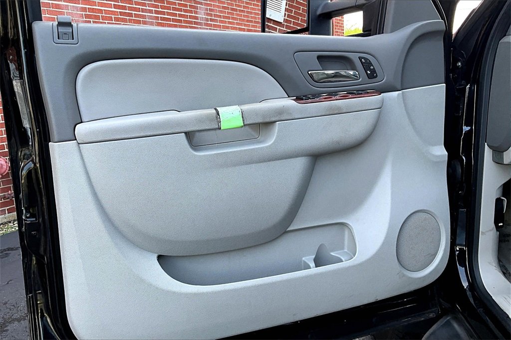 Used 2013 Chevrolet Silverado 3500 LTZ w/ LTZ Plus Package image 14