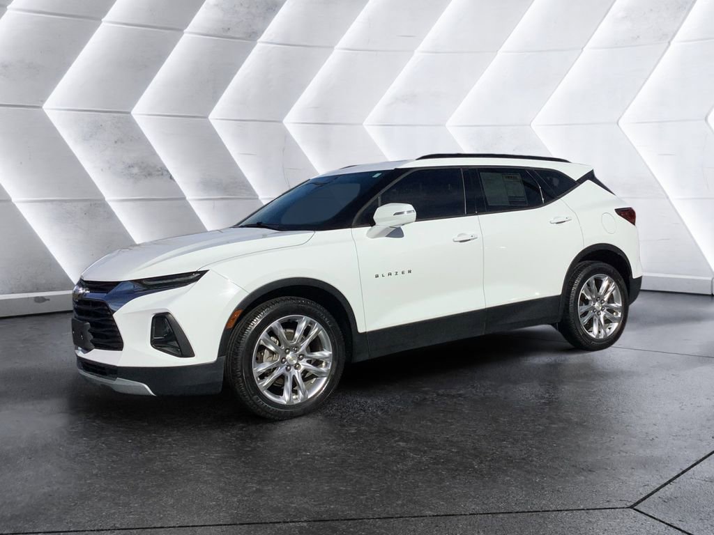 Used 2019 Chevrolet Blazer LT w/ Sun and Wheels Package image 3