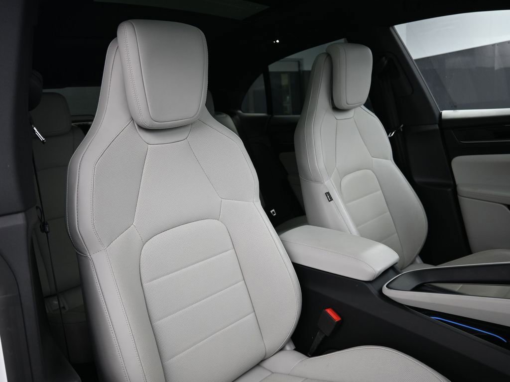 Certified 2025 Porsche Macan Electric image 29