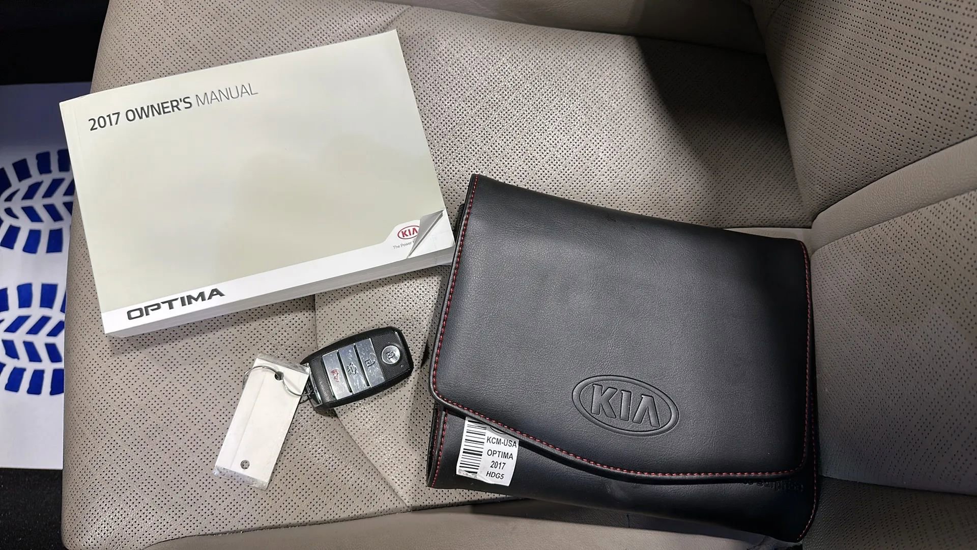 Used 2017 Kia Optima EX w/ Premium Package FWD image 28