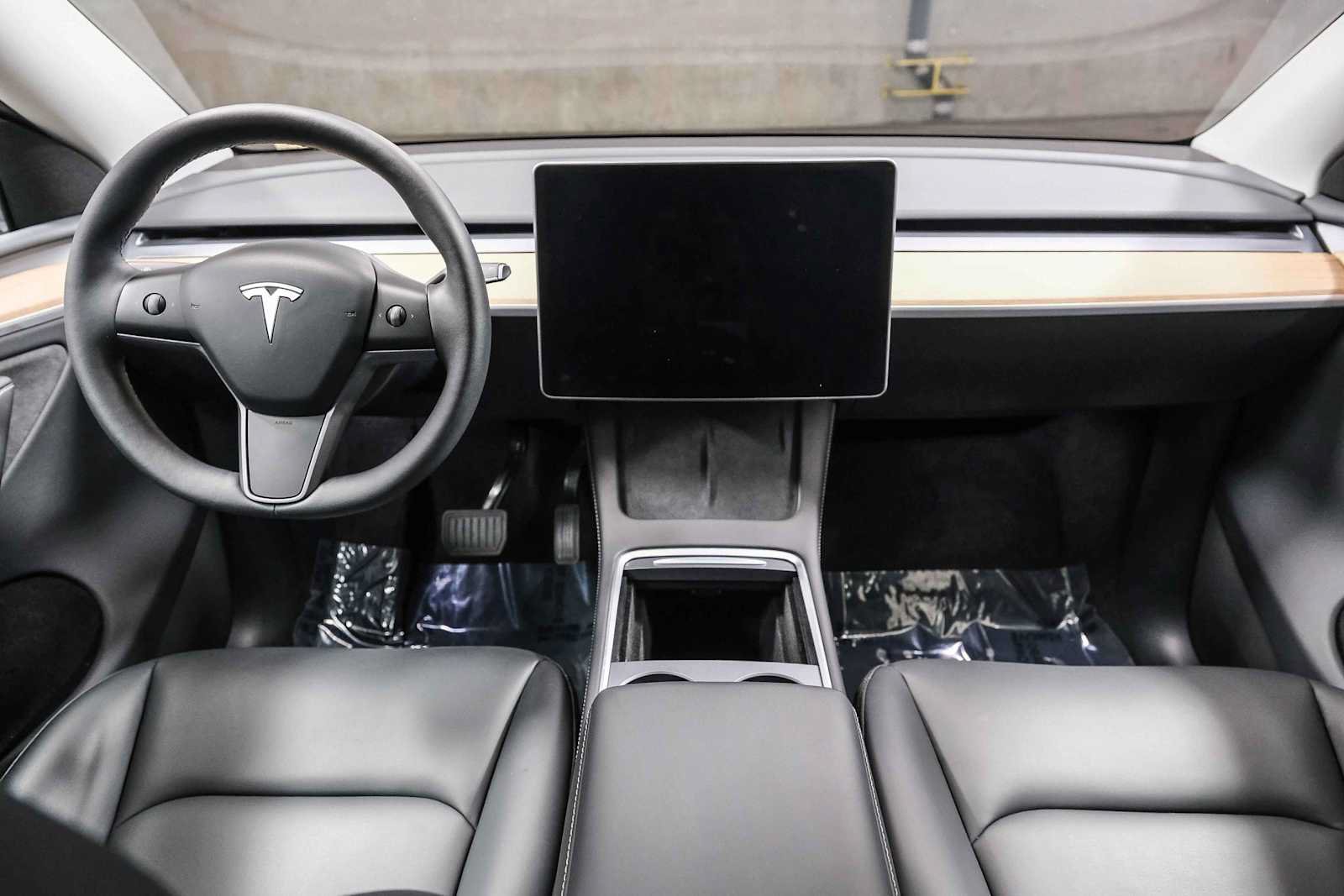Used 2023 Tesla Model Y Long Range AWD/4WD image 15