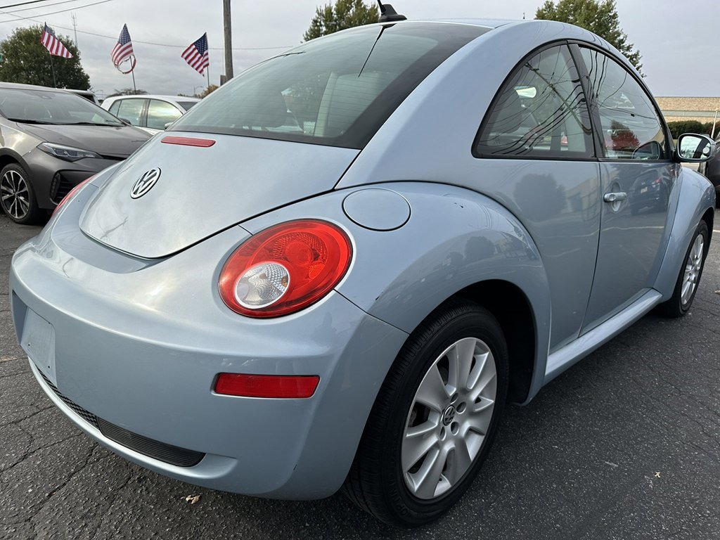 Used 2010 Volkswagen Beetle Coupe image 40