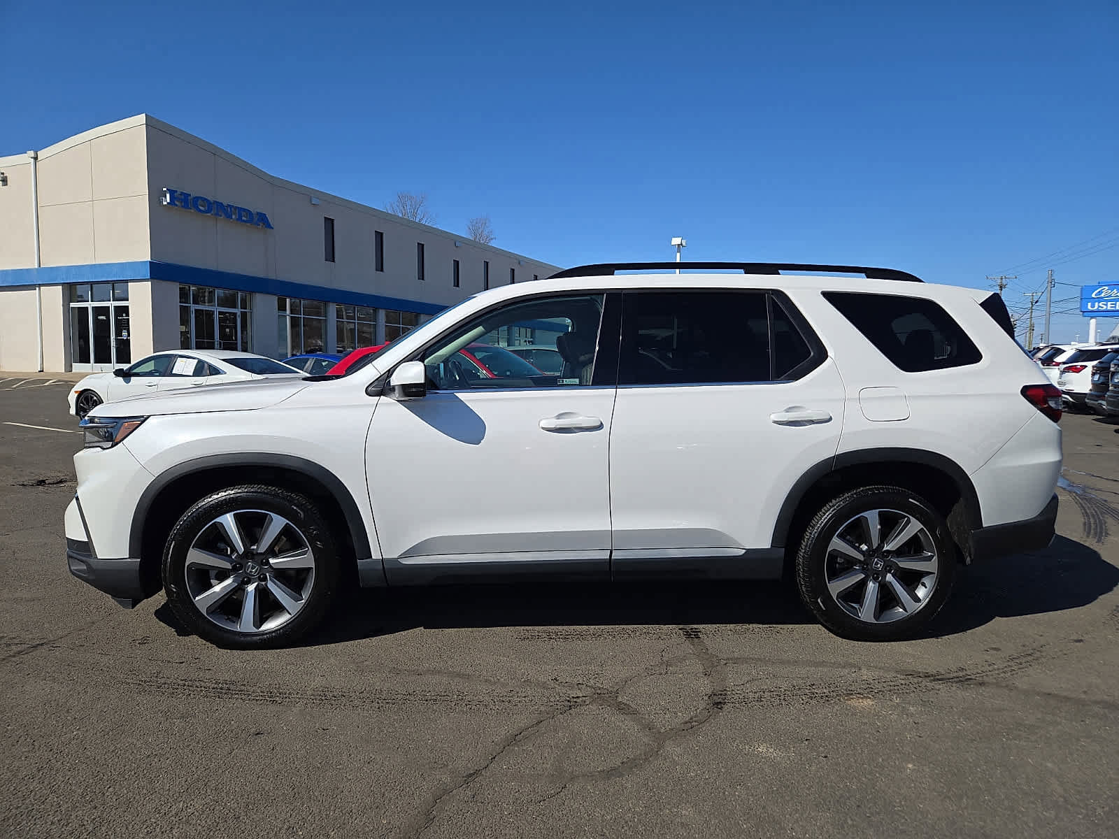 Certified 2025 Honda Pilot Elite image 8