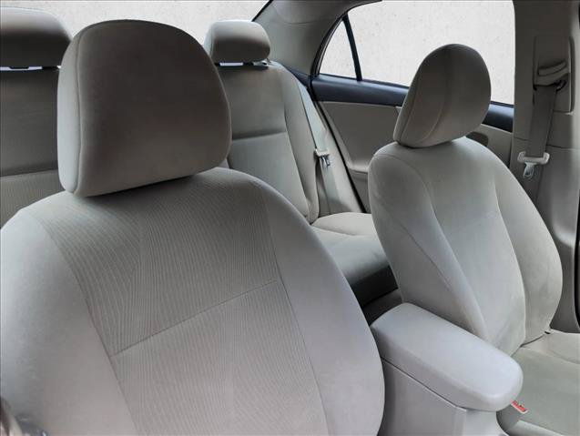 Used 2013 Toyota Corolla LE FWD image 22
