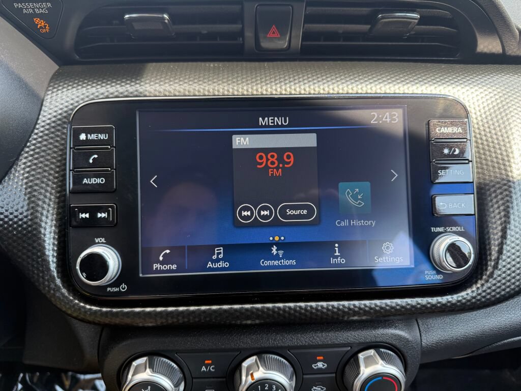 Used 2023 Nissan Kicks SV FWD image 16