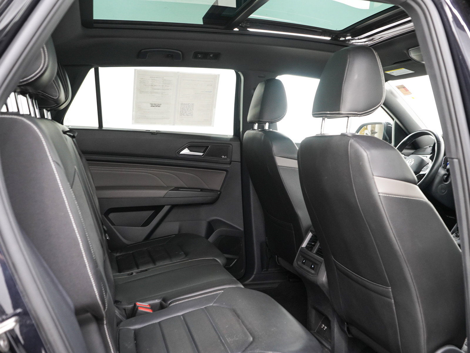 Used 2023 Volkswagen Atlas Cross Sport SEL Premium R-Line AWD/4WD image 15