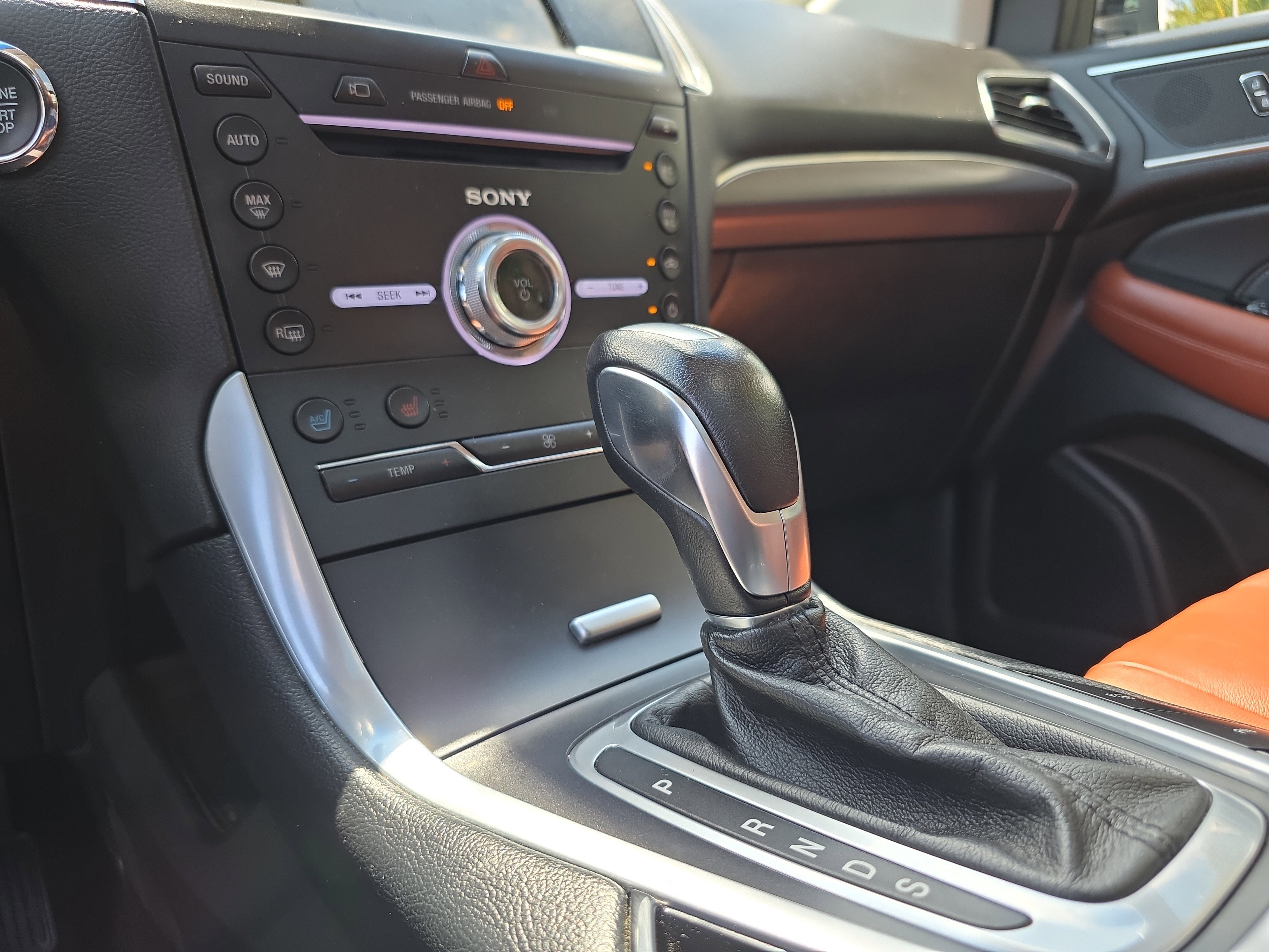 Used 2018 Ford Edge Titanium w/ Equipment Group 302A image 34