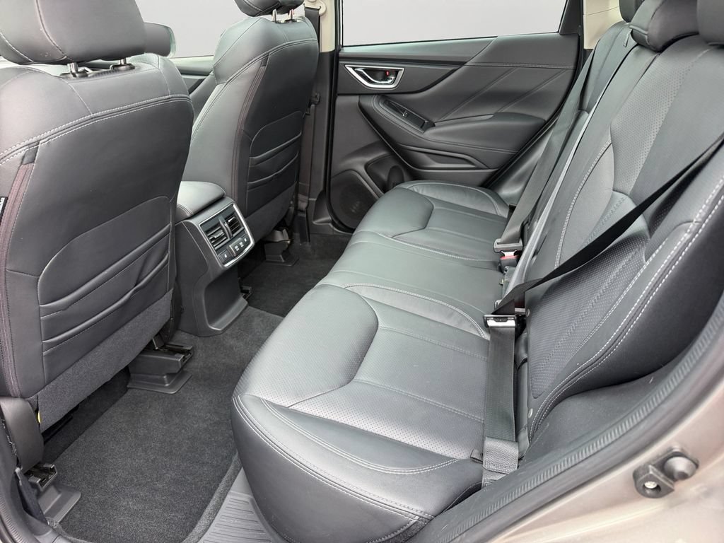 Used 2021 Subaru Forester Touring AWD/4WD image 12