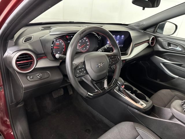 Used 2024 Chevrolet Trax RS w/ Sunroof Package image 20