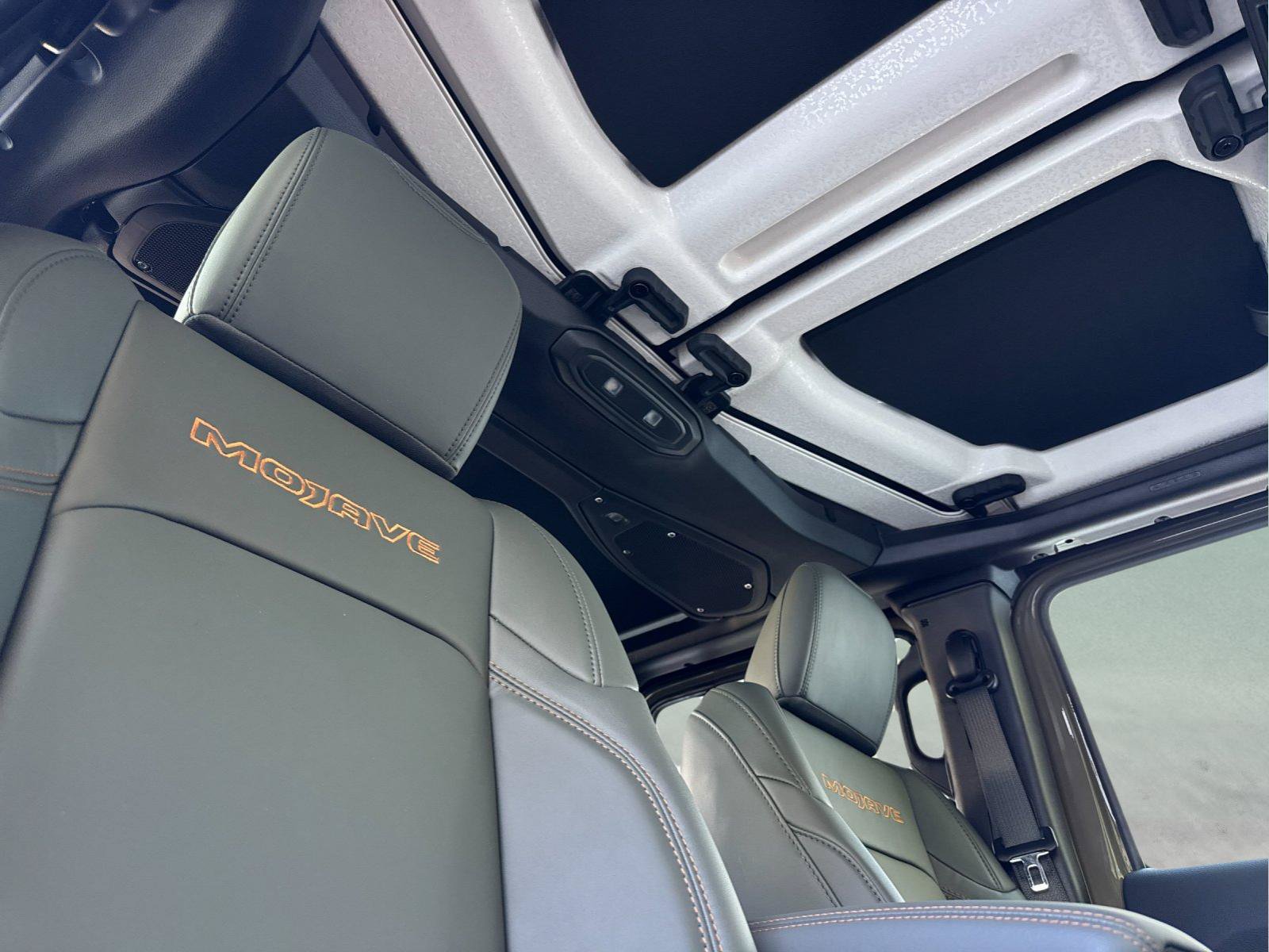 New 2026 Jeep Gladiator Mojave AWD/4WD image 16