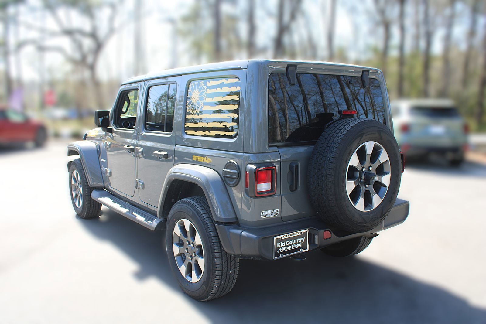 Used 2022 Jeep Wrangler Unlimited Sahara w/ Cold Weather Group image 7