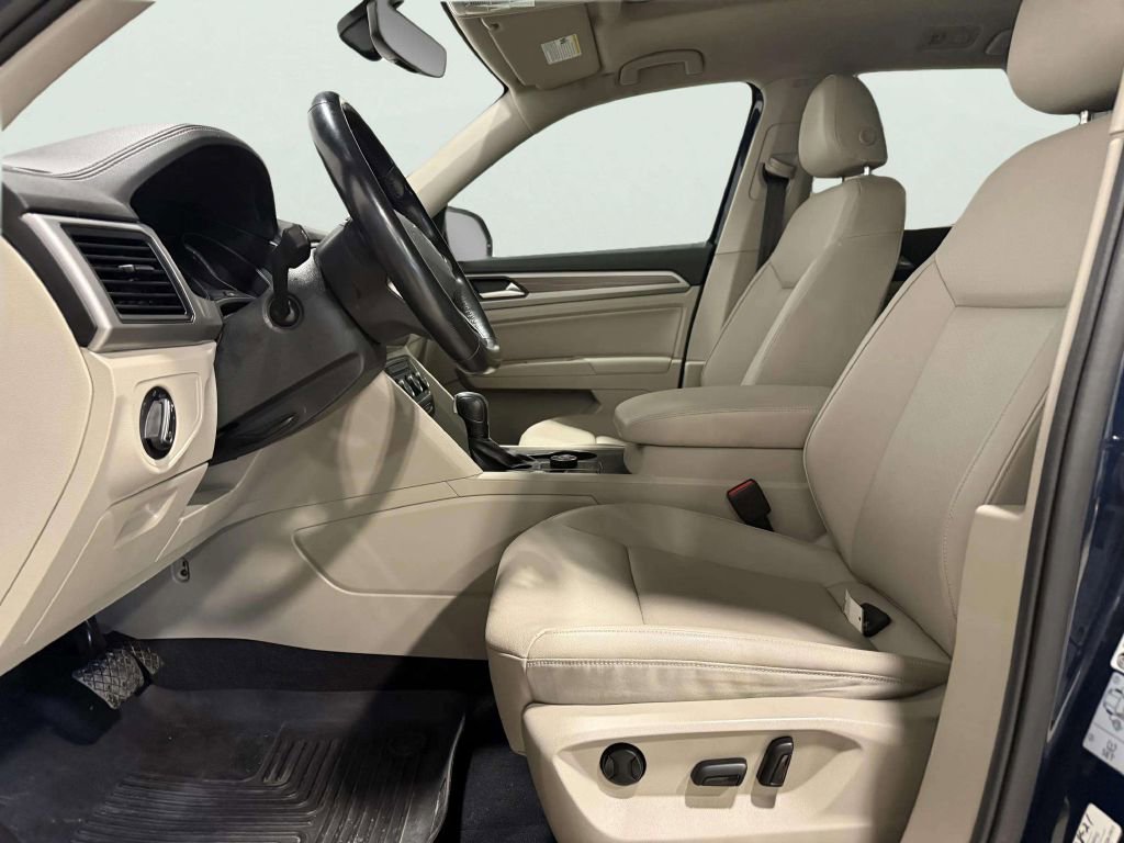 Used 2021 Volkswagen Atlas SE image 13
