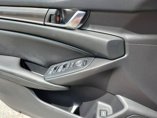 Used 2020 Honda Accord Sport image 6