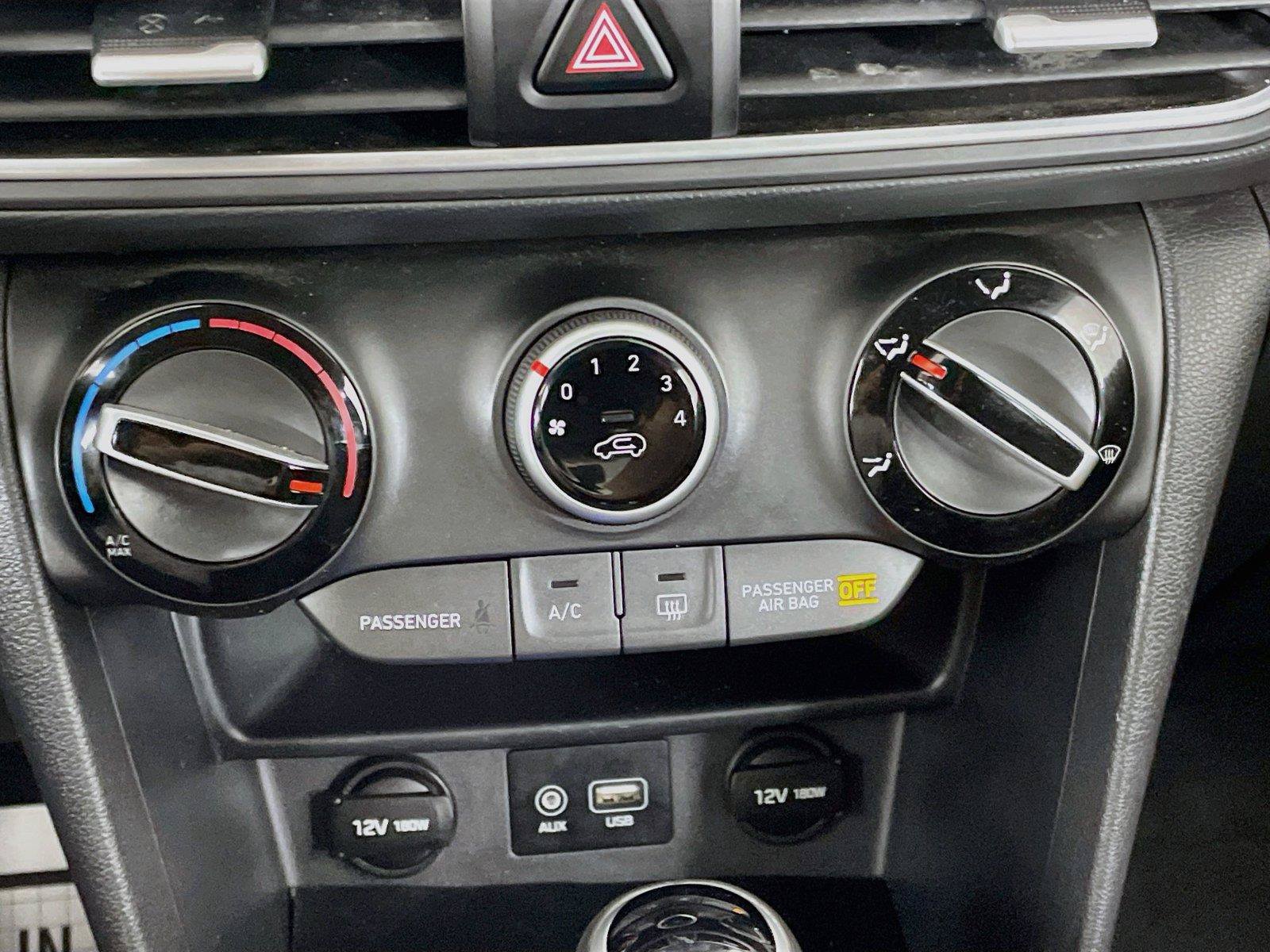 Used 2018 Hyundai Kona SEL AWD/4WD image 9