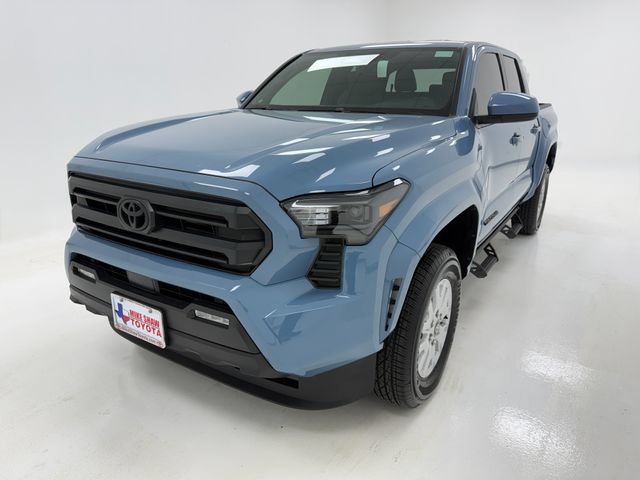 Used 2026 Toyota Tacoma SR5 AWD/4WD image 4