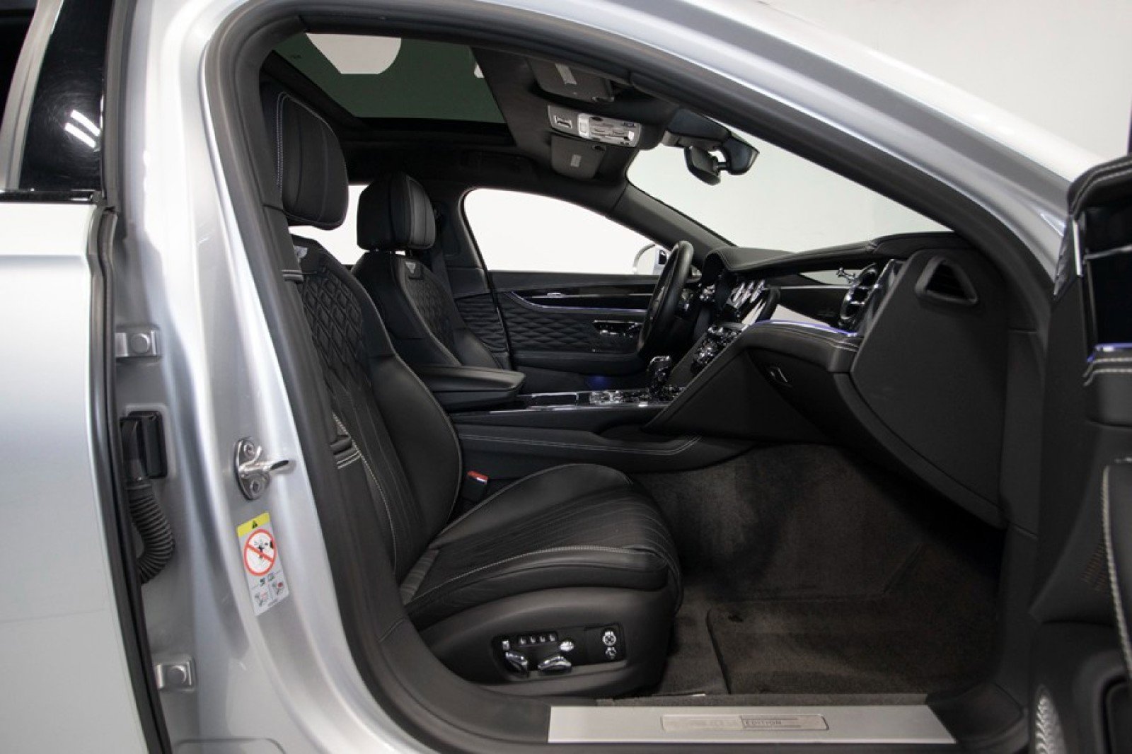 Used 2021 Bentley Flying Spur W12 w/ First Edition Specification image 55