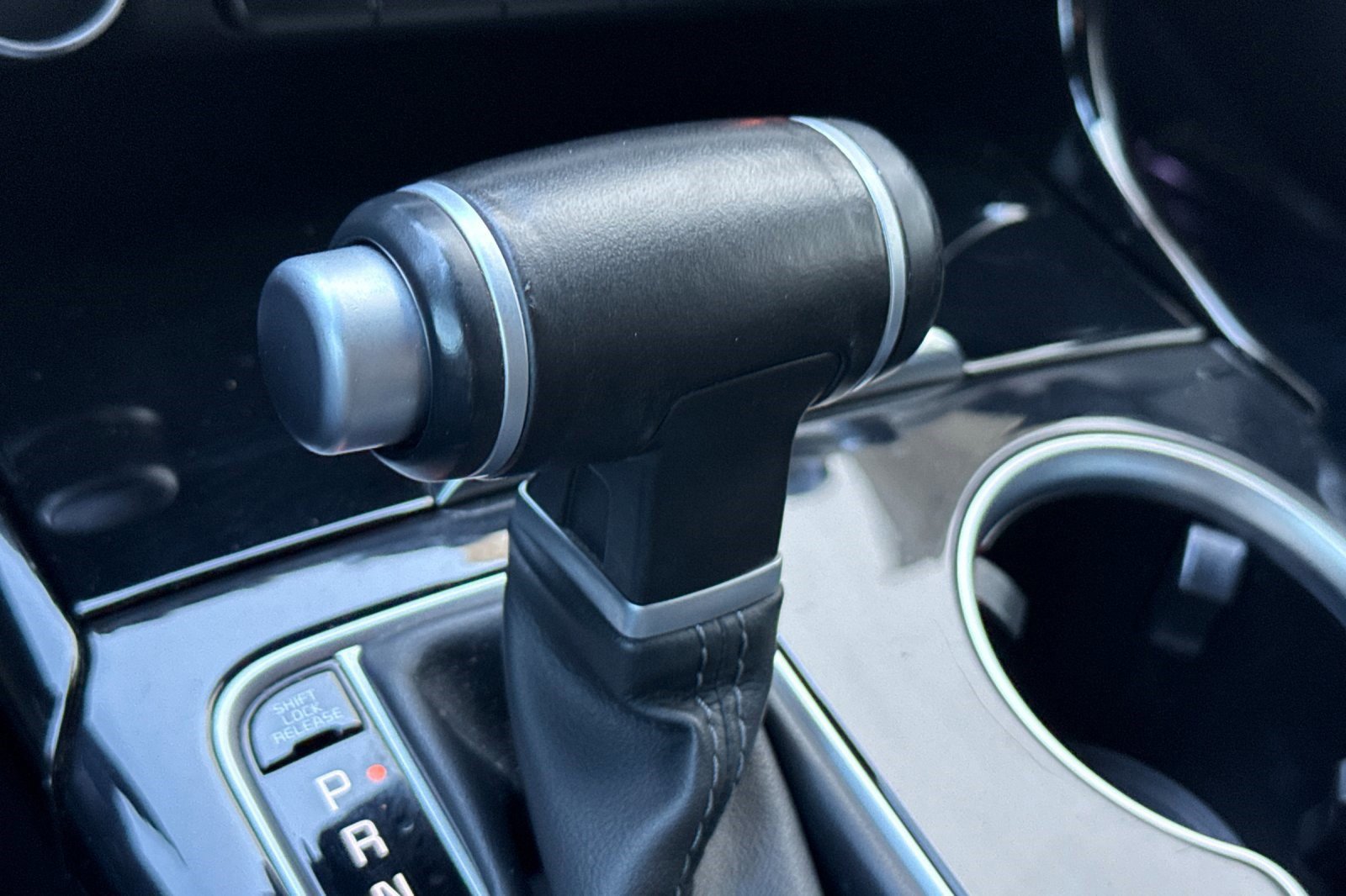 Used 2020 Kia Stinger GT-Line image 16